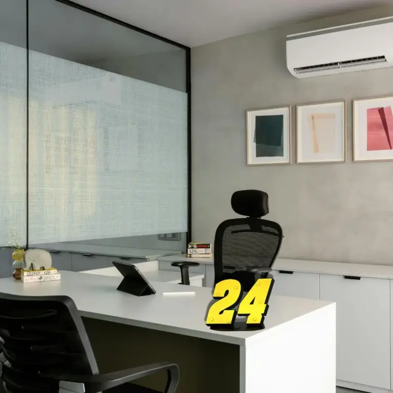 William byron #24 desktopper - image 3