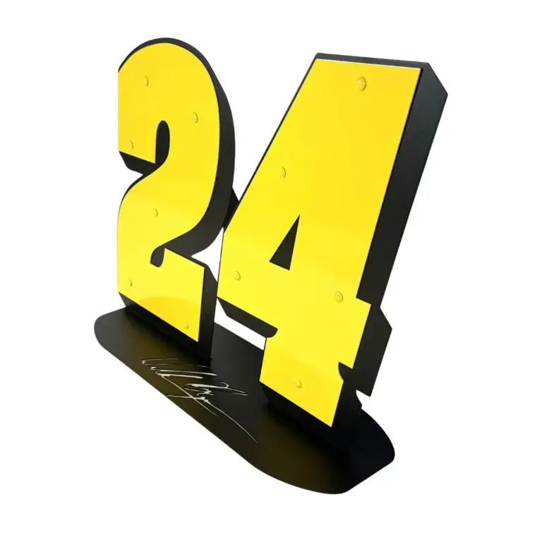 William byron #24 2' base sign - image 2